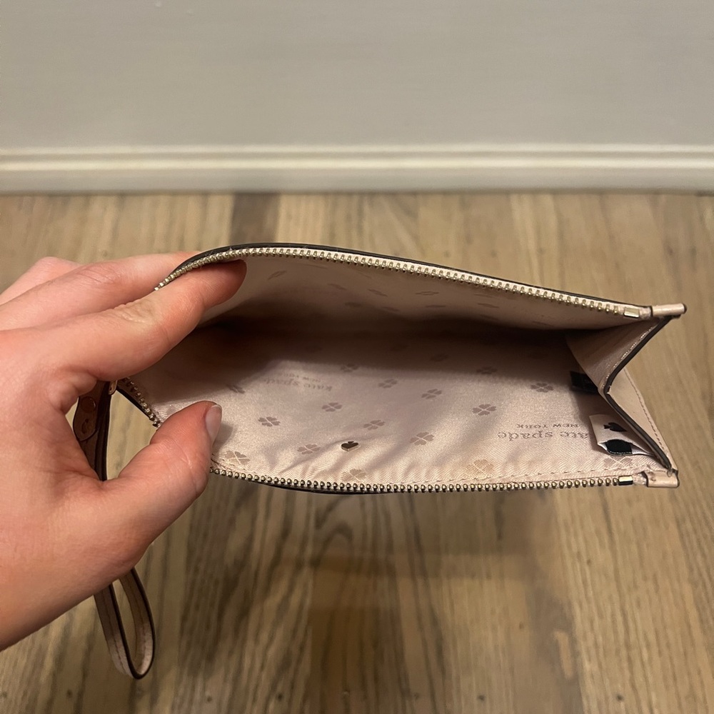 Kate Spade New York NYC Skyline Wristlet - Picture 8 of 14